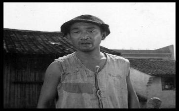 阿q正传读后感800字范文8篇(《阿Q正传》读后感800字范文8篇：思辨人性，拨开伪装》)