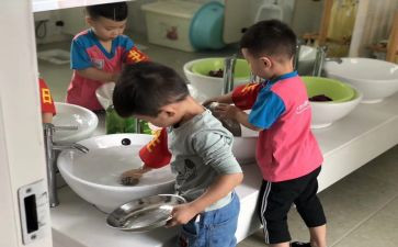 幼儿园中班下学期班务总结5篇(幼儿园中班下学期班务总结：成长点滴，快乐启航！)