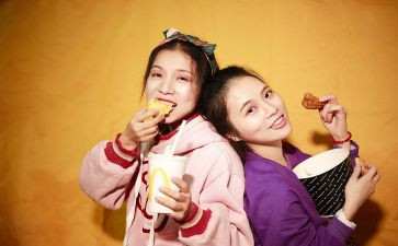 幼儿园小班饼干教案5篇(创意无限：5篇幼儿园小班饼干教案，让孩子们享受美味与创造的乐趣！)