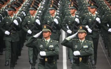 个人半年总结报告部队8篇(半年总结：我的部队生活八篇)