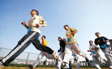 大学四年个人自我鉴定5篇(大学四年，我自我探索：个人成长与自我鉴定)