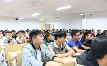 大学毕业生发言稿5篇(1. Inspiring Graduation Speeches: 5 Must-Read Addresses
2. 5 Remarkable Graduation Speeches by College Graduates
3. Captivating Graduation Speeches: Top 5 Picks
4. Empowering College Graduation Speeches: Top 5
5. Unforgettable Graduation Speeches: Top 5 Graduates' Words)