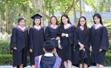 大专毕业自我总结4篇(Reflecting on My Junior College Journey: 4 Insightful Graduation Essays)