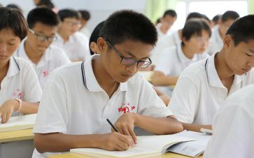 高一上学期化学教师工作总结5篇