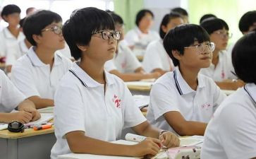 高一上学期班主任工作总结5篇