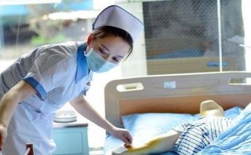 护士述职报告最新6篇(护士述职报告：精彩六篇，医疗之光闪耀人间)