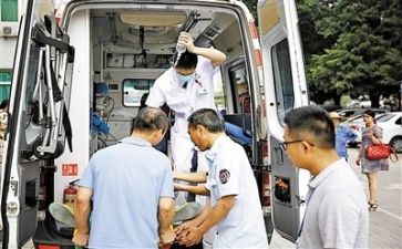 护士述职报告6篇(1. 护士心声:职责履行报告集锦
2. 护士执勤之路:6篇述职报告
3. 护士职责尽职尽责:6个案例
4. 护士职责清晰,责任无悔(6篇)
5. 护士述职报告精选六篇)