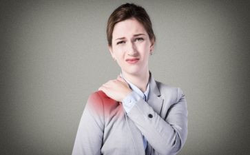 肩膀高中作文8篇