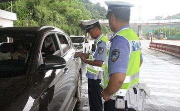 交警的年度总结7篇