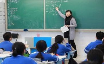 新教师述职报告范文5篇(1. 新教师五篇述职报告范文
2. 精选新教师述职报告示例（5篇）
3. 展示优秀教师述职报告（5个范例）
4. 职场新星：新教师述职报告5佳选
5. 新教师的成功述职报告案例（5篇）)