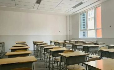 《会飞的教室》读后感最新6篇(《飞翔的思绪：《会飞的教室》读后感精选》)