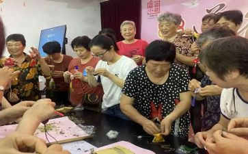 以节日里为题的作文600字5篇(节日里的欢乐与思考：五篇600字作文推荐)
