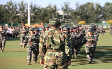 高校军训工作总结8篇(高校军训工作总结：八篇优秀文辑)