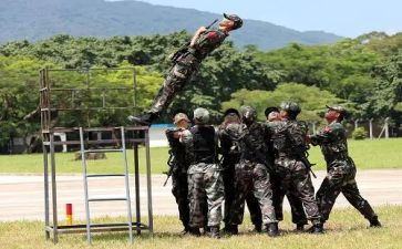 军营的作文推荐5篇