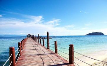 旅游的英文作文6篇