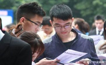 在医院的实习报告精选6篇(医院实习报告精选：医学实践探索与成长)