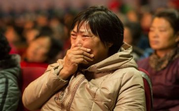感动中国教师人物事迹优质6篇(教师感动中国：6位人物事迹集锦)