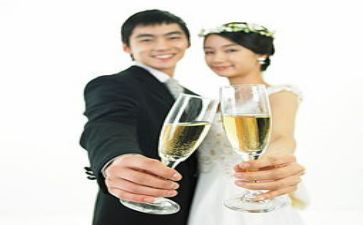 新郎父亲婚礼致辞6篇(悠然祝福：新郎之父六篇婚礼致辞)