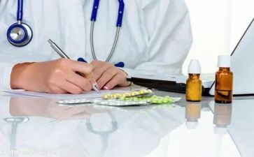 医学生自我介绍面试模板5篇