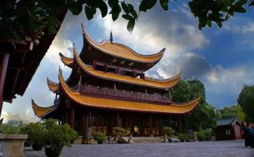 《岳阳楼记》的优秀教案优秀7篇(《岳阳楼记》教案：7篇优秀文辑)