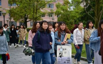 护理在校自我鉴定8篇