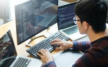 中专职业自我鉴定7篇