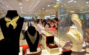 珠宝销售的月总结推荐5篇